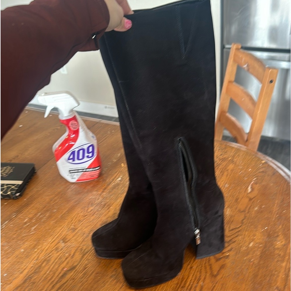 Womans boots